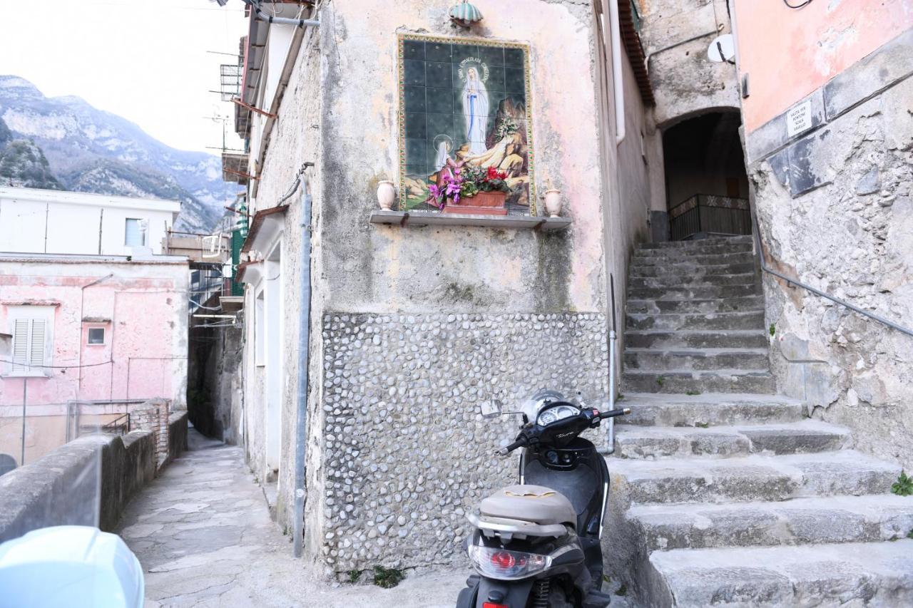 Apartament Angela House Amalfi Centro Zewnętrze zdjęcie